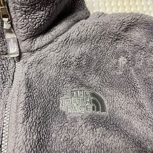 NorthFace grey fleece warm and cozy jacket/liner.